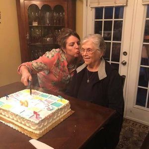 Meet your Posher, Anne